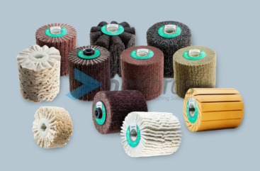 Escovas para Máquinas Satinadoras com diversas combinações: lamelas de malha abrasiva, lixa, ondulados, ventilados de tela, escovas de corda de sisal.