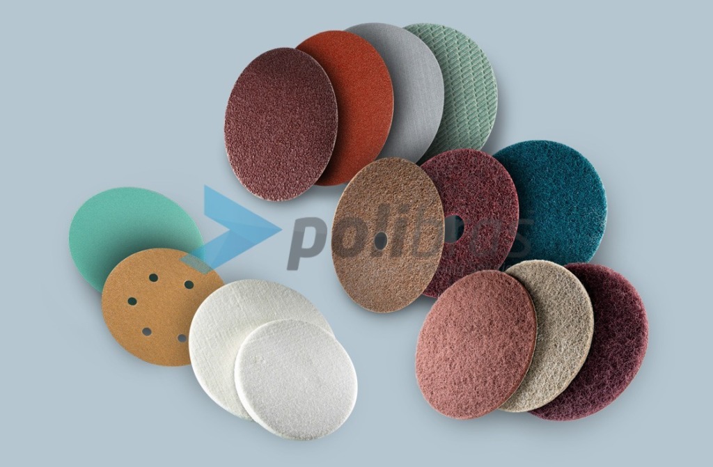 Discos de Fixação Rápida, de Lixa com diversos materiais e suportes, ou de Malha Abrasiva e Surface Conditioning com diversos materiais abrasivos e grãos.