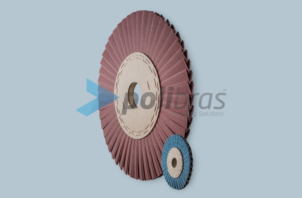 Discos de V em Lixa, da categoria Abrasivos da Polibras. Permite furos com diversos tamanhos e forma. Lixas: Tela X e Tela J.