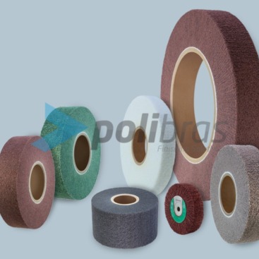 Lamelas de Malha Abrasiva, da categoria Abrasivos da Polibras. Com possibilidade de Impregnação até largura 1200 mm. As melhores soluções de acabamento. 