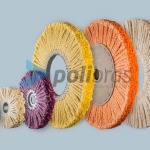 Discos e Escovas de Corda de Sisal, da categoria Polimentos, da Polibras. Centro em plástico ou em tubo metálico, com argola ou grapa metálica.